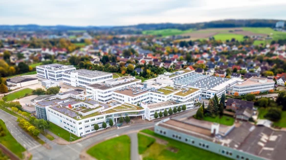 Luftbild des Firmensitzes der Brasseler Gruppe in Lemgo. - © Brasseler