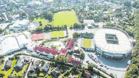 Nach den "Gerry Weber Open" wird das Dach des Gerry-Weber-Stadions saniert. - &copy; Herbert Gontek
