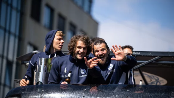 Arminia zieht am Sonntag durch Bielefeld und lässt sich feiern. - © Teresa Kroeger/RHR-FOTO