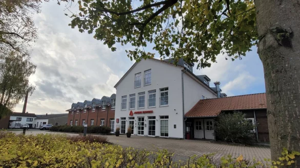 Im Oktober machte bereits die Nachricht die Runde, dass das Amedia-Express-Hotel an der Engerstra&szlig;e in Werther einen neuen Eigent&uuml;mer bekommt. - &copy; Jonas Damme