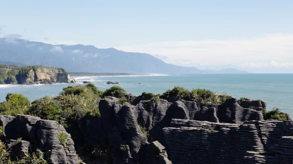 Pancake Rocks in Neuseeland - &copy; Foto: Falk Zielke/dpa-tmn