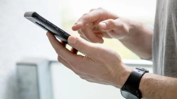 Wie viel wei&szlig; Google &uuml;ber Ihren Standort? - &copy; Foto: Christin Klose/dpa-tmn