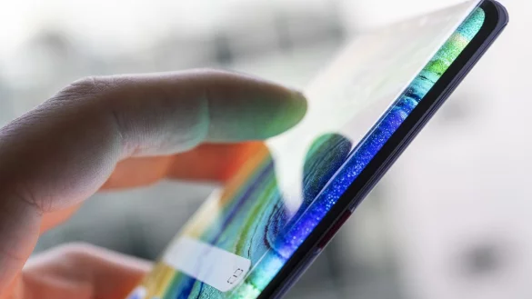 Smartphone - &copy; Foto: Robert G&uuml;nther/dpa-tmn/dpa