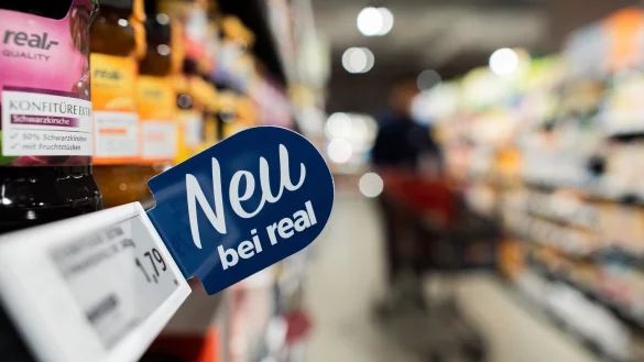 Supermarktkette Real - © Foto: Rolf Vennenbernd/dpa