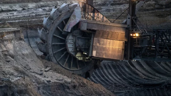 Kohle-Bagger - &copy; Foto: Federico Gambarini/dpa