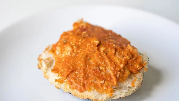 Veggie-Aufstrich - &copy; Foto: Catherine Waibel/dpa-tmn