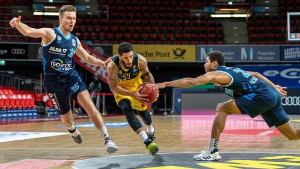 EWE Baskets - ALBA Berlin - &copy; Foto: Ulf Duda/fotoduda.de/BBL/Pool/dpa