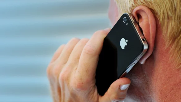 Keine St&ouml;rger&auml;usche mehr beim Telefonieren - &copy; Foto: Julian Stratenschulte/dpa