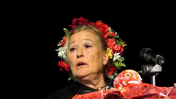 Suzanne von Borsody liest und lebt die mexikanische Malerin Frida Kahlo. - &copy; Rudi Rudolph