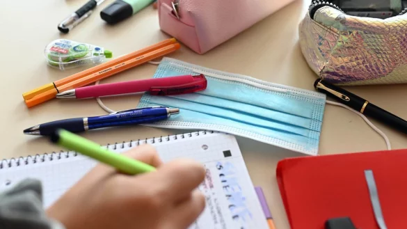 Hand ausgerutscht - &copy; Foto: Uli Deck/dpa/dpa-tmn