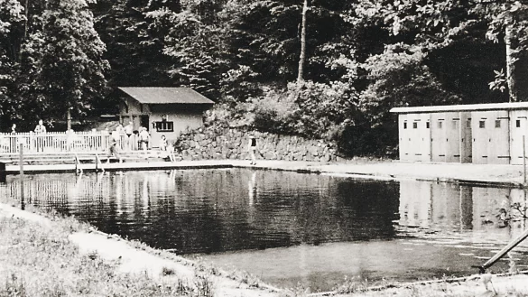 Badezeit: Das fr&uuml;here Freibad in der Schopke (hier ein Vorkriegsbild) hatte 1947 bereits wieder ge&ouml;ffnet.&nbsp; - &copy; Repro: Horst Biere/Quelle: Archiv