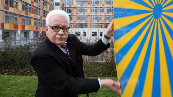 Ein Prunkst&uuml;ck des Klinikums Lippe: Auf die neue Familienklinik in Detmold ist Peter Schwarze besonders stolz. - &copy; Bernhard Preuss