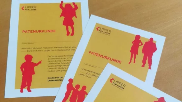 Paten erhalten vom Verein "Lipper f&uuml;r Lipper" als kleine Anerkennung Urkunden. - &copy; Lipper f&uuml;r Lipper