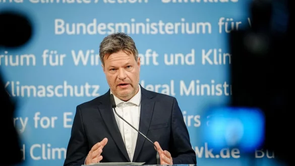 - &copy; Kay Nietfeld/dpa