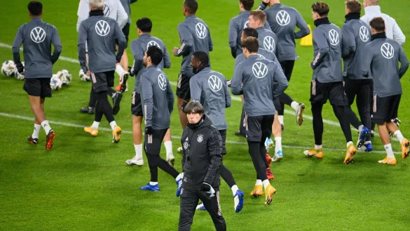 Abschlusstraining - &copy; Foto: Robert Michael/dpa-Zentralbild/dpa