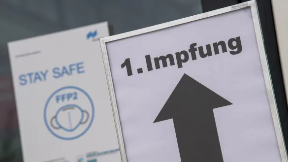 Impfzentrum - &copy; Foto: Peter Kneffel/dpa