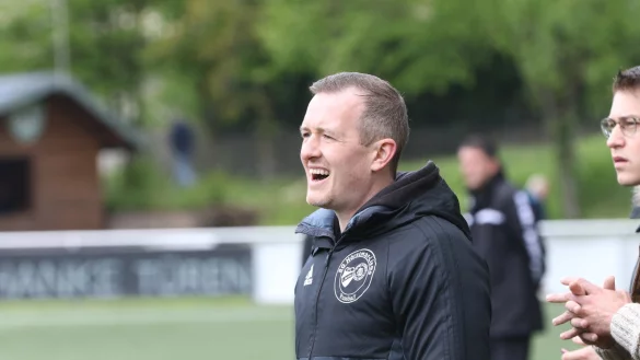 Neuer Trainer bei der SG H&ouml;rstmar/Lieme: der verletzte Spieler Alexander Ritter. - &copy; Oliver K&ouml;nig