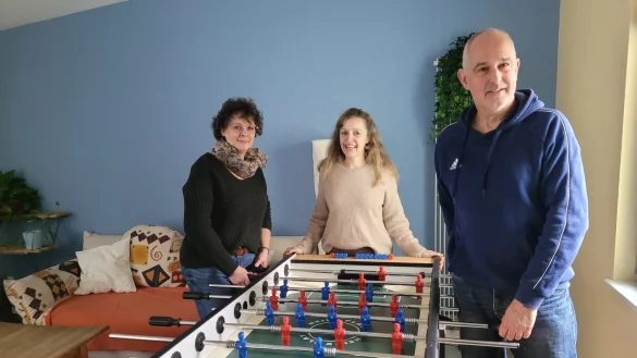 Laden ein in den Stadtteiltreff: Martina Kriemann-Heinze, Monika Thiel und Sven Neese. - &copy; Katrin Kantelberg