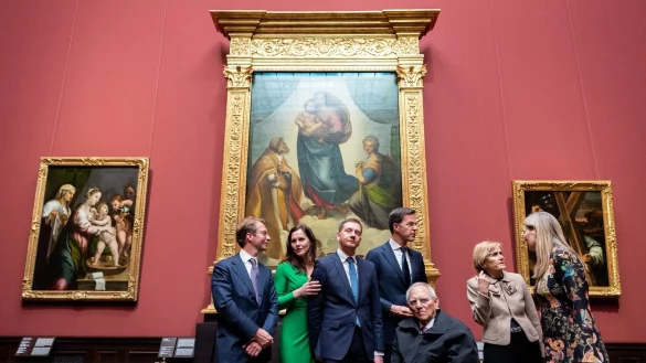 Festakt - &copy; Foto: Robert Michael/dpa-Zentralbild/dpa