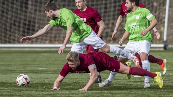 Hier noch im TBV-Dress: Patrick Siebert im Flug. - © Archivfoto: Egon Penner