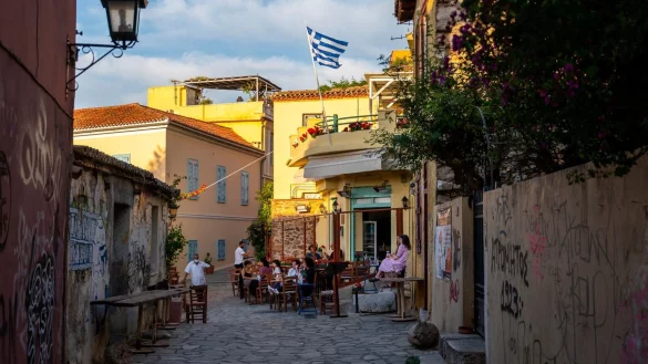 Griechenland versch&auml;rft Corona-Ma&szlig;nahmen - &copy; Foto: Angelos Tzortzinis/dpa/dpa-tmn