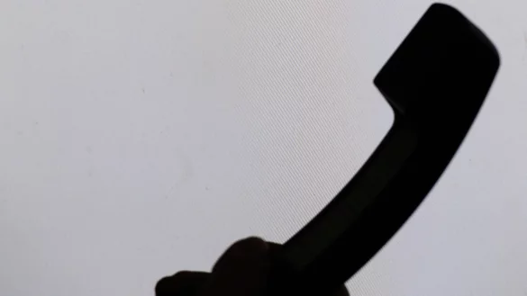 Vorsicht vor Betr&uuml;gern - &copy; Foto: Armin Weigel/dpa