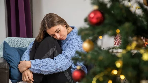 Wer die Feiertage nicht alleine verbringen möchte, für den gibt es diverse Angebote. - © picture alliance / dpa-tmn | Christin Klose