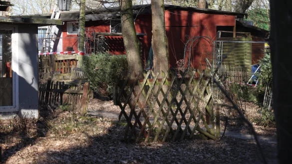 Tatort: Der Campingplatz &bdquo;Eichwald" wird erneut durchsucht. - &copy; Vera Gerstendorf-Welle