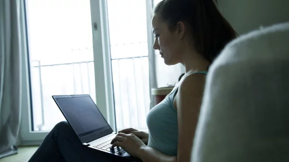 Zu Hause arbeiten: In der Pandemie f&uuml;r viele der Alltag - &copy; Foto: Christin Klose/dpa-tmn