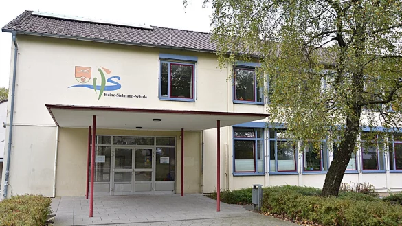 An der Heinz-Sielmann-Schule, der kleinen Gesamtschule, ist der Mangel an Räumen besonders groß. Hier gibt es aber auch einige andere Baustellen. - © Karin Prignitz