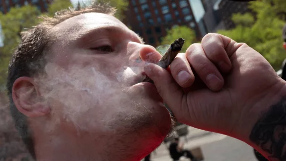 G&ouml;nn dir! - &copy; Foto: Mark Lennihan/AP/dpa