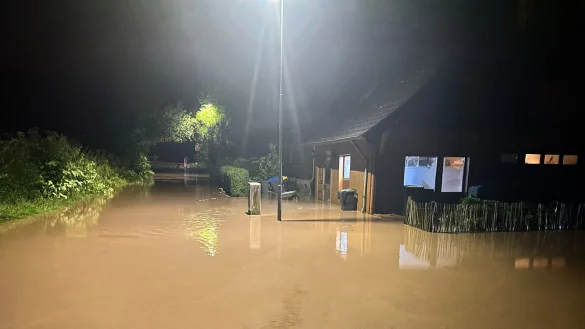 Der Starkregen am 14. August 2024 hatte Retzen schwer in Mitleidenschaft gezogen. - &copy; Whatsapp-Unwettergruppe Retzen