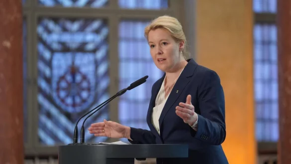 Franziska Giffey (SPD) - &copy; Foto: J&ouml;rg Carstensen/dpa