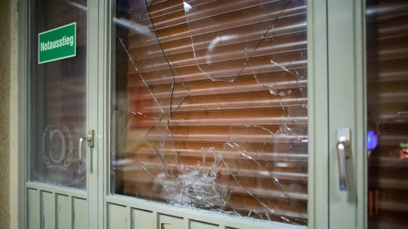 T&uuml;rkisches Cafe attackiert - &copy; Foto: Marcel Kusch/dpa