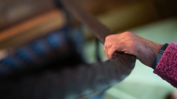 Verbrauchersch&uuml;tzer Treppenlift - &copy; Foto: Nicolas Armer/dpa/dpa-tmn