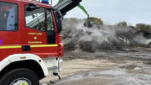 Die Feuerwehr Lage hier bei einem Einsatz im November 2024. - © Feuerwehr Lage