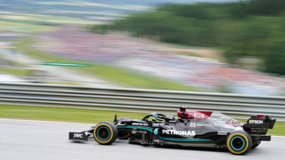 Lewis Hamilton - &copy; Foto: Darko Bandic/AP/dpa