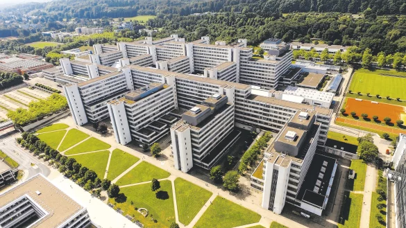 Als erste und einzige Hochschule in OWL wird die Universität ab 2021 Mediziner ausbilden. - © Jens Reddeker