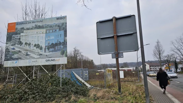 Am Vorvertrag der Stadt mit einem Investor aus Bielefeld gibt es Kritik seitens der Politik. Trotzdem stimmt der Rat dem Plan, rund 540 Quadratmeter im geplanten Ärztehaus an der Friedrich-Petri-Straße zu mieten, mehrheitlich zu. - © Archivfoto: Astrid Sewing