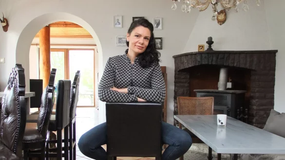 Die Schnecken von den W&auml;nden sind weg. Auch sonst hat Nicole Jahn die Bar ihrer Mutter komplett neu designed. - &copy; Axel B&uuml;rger