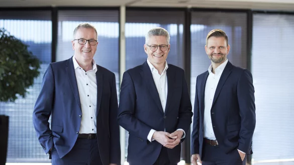 Das Vorstands-Team der zukünftigen VR Bank Westfalen-Lippe eG (v. l.): Jörg Deutschmann (Vorstandsmitglied), Stefan Hoffmann (Vorstandsvorsitzender) und Marco Pietsch (stv. Vorstandsvorsitzender). - © VR Bank Westfalen-Lippe eG