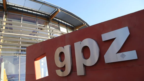 - &copy; Bernhard Preuss