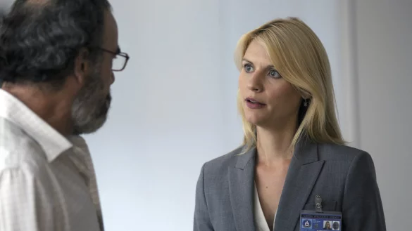 K&auml;mpft um Glaubw&uuml;rdigkeit: CIA-Analystin Carrie Mathison (Claire Danes) bef&uuml;rchtet, dass ein US-Marine einen Terroranschlag plant. - &copy; Showtime 2011