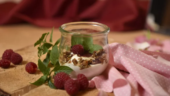 Saure-Sahne-Dessert - © Vera Gerstendorf-Welle