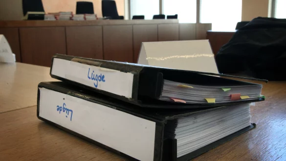 Akten zum Fall L&uuml;gde. - &copy; Archivfoto: Bernhard Preu&szlig;