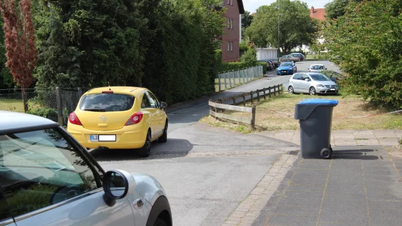 &Uuml;ber den Ausbau der Waldenburger Stra&szlig;e entscheidet am 23. Juni der Stadtrat. Die Anwohner k&ouml;nnen zu den zwei Ausbauvarianten ihre Meinung abgeben. - &copy; Cordula Gr&ouml;ne