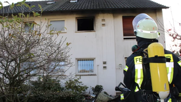 Durch den Brand wurde die Wohnung unbewohnbar. - &copy; Freiwillige Feuerwehr Bad Salzuflen