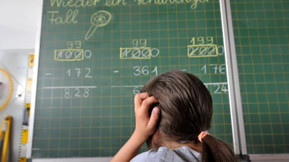 Mathematik-Unterricht - &copy; Foto: Frank Leonhardt/dpa