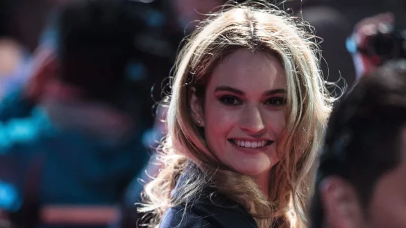Lily James - &copy; Foto: Christopher Jue/EPA/dpa