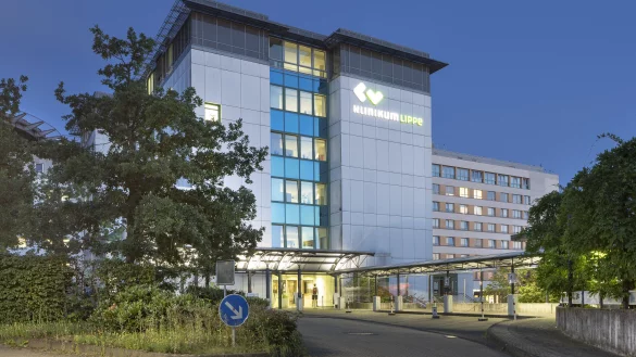 Das Klinikum hat 20 zusätzliche Intensivbetten geschaffen. Dafür musste auf anderen Stationen Personal eingespart werden.  - © Klinikum Lippe